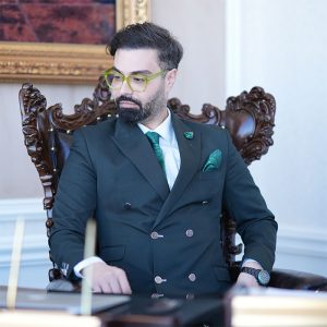 دکتر ماکان آریا پارسا کارآفرین موفق